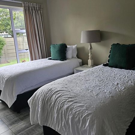 The Armagh Guesthouse Boksburg Buitenkant foto