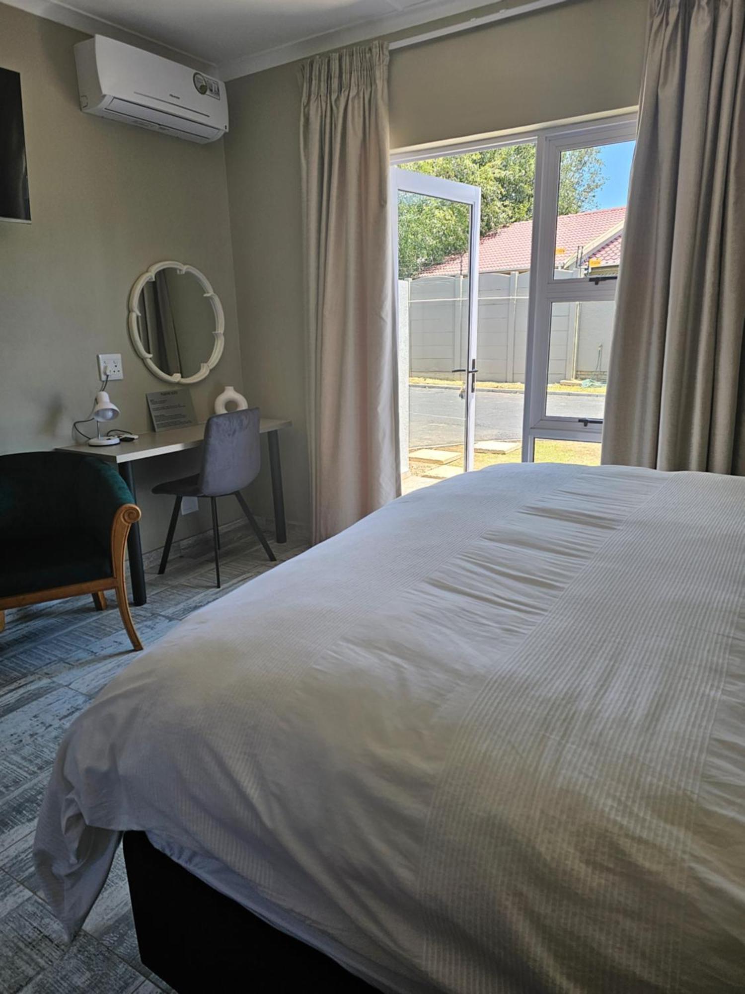 The Armagh Guesthouse Boksburg Buitenkant foto