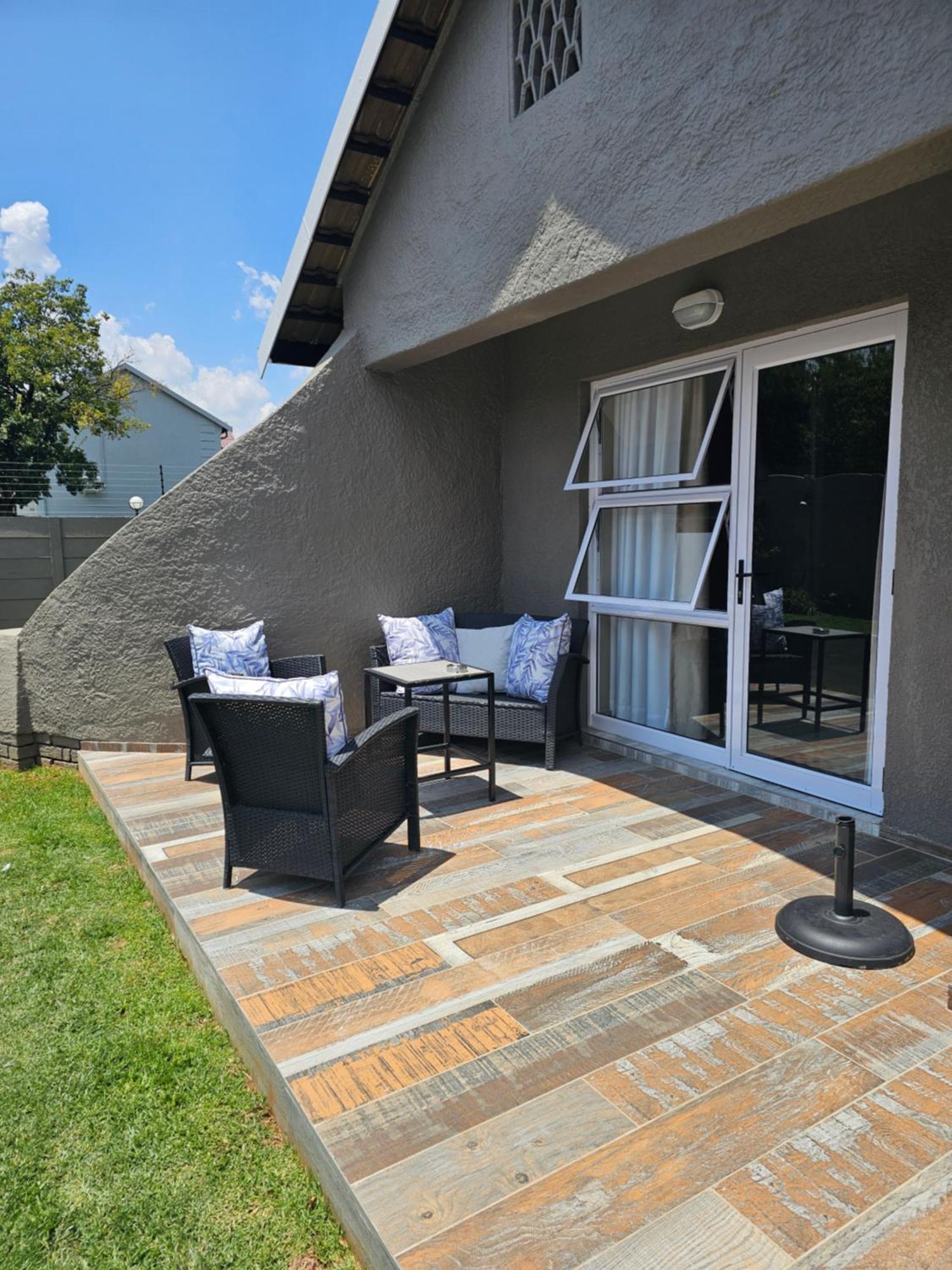 The Armagh Guesthouse Boksburg Buitenkant foto